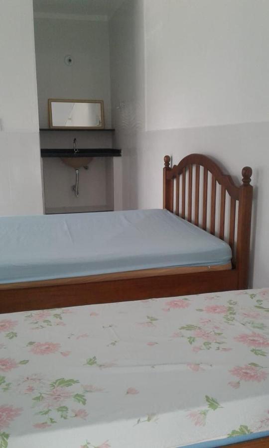 Pousada Vitoria Bed & Breakfast Ubatuba Exterior photo